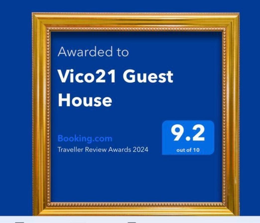 Vico21 Guest House Наполи Екстериор снимка